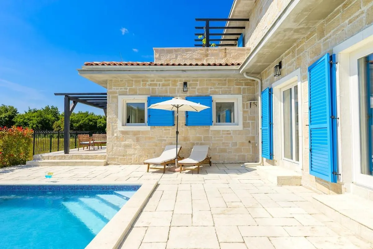 Villa Mare Blue By Istrialux Pifari