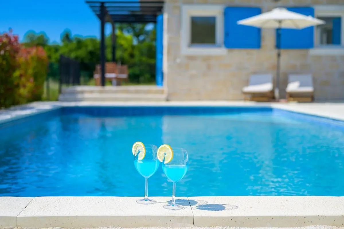 Villa Mare Blue By Istrialux Pifari