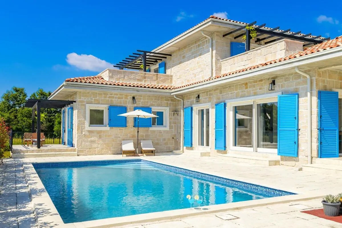 Villa Mare Blue By Istrialux Pifari 0*,