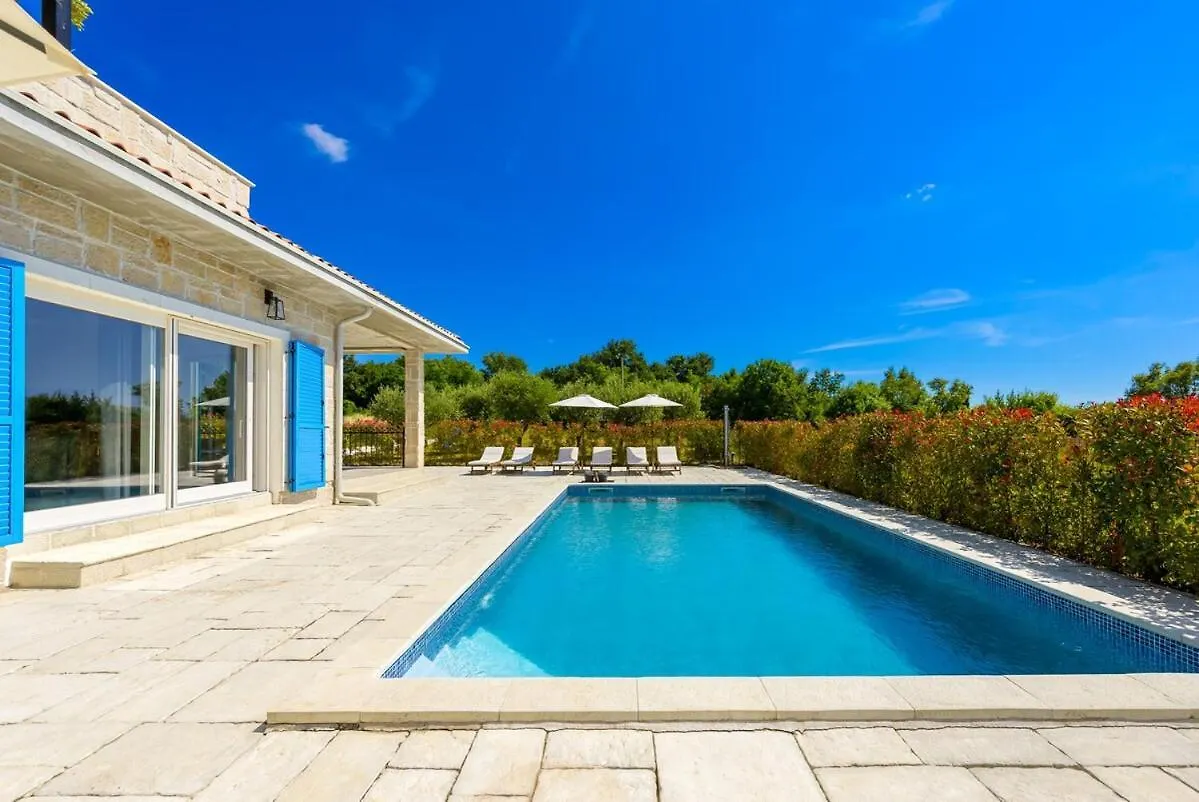 Villa Mare Blue By Istrialux Pifari